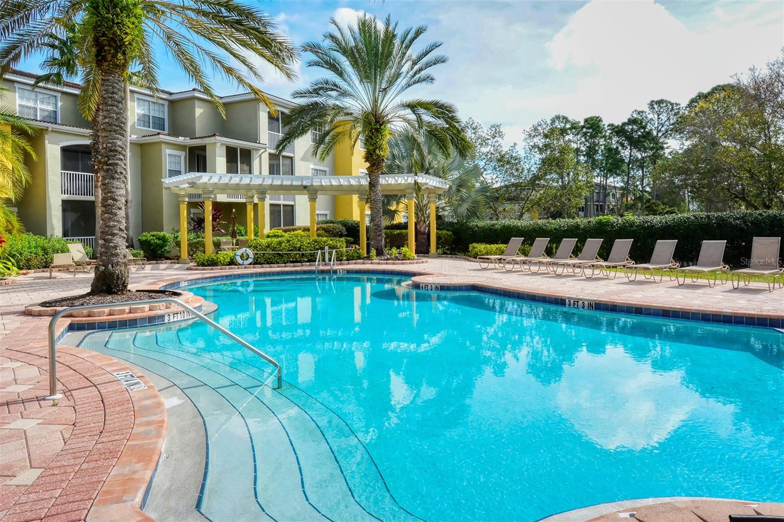 LAS PALMAS OF SARASOTA - Residential