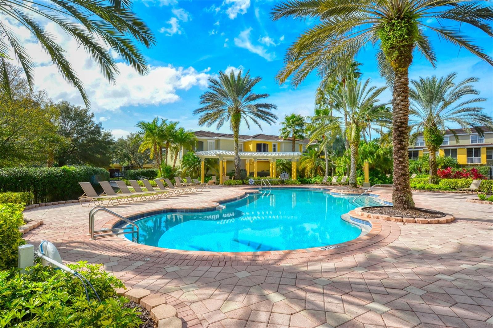 LAS PALMAS OF SARASOTA - Residential