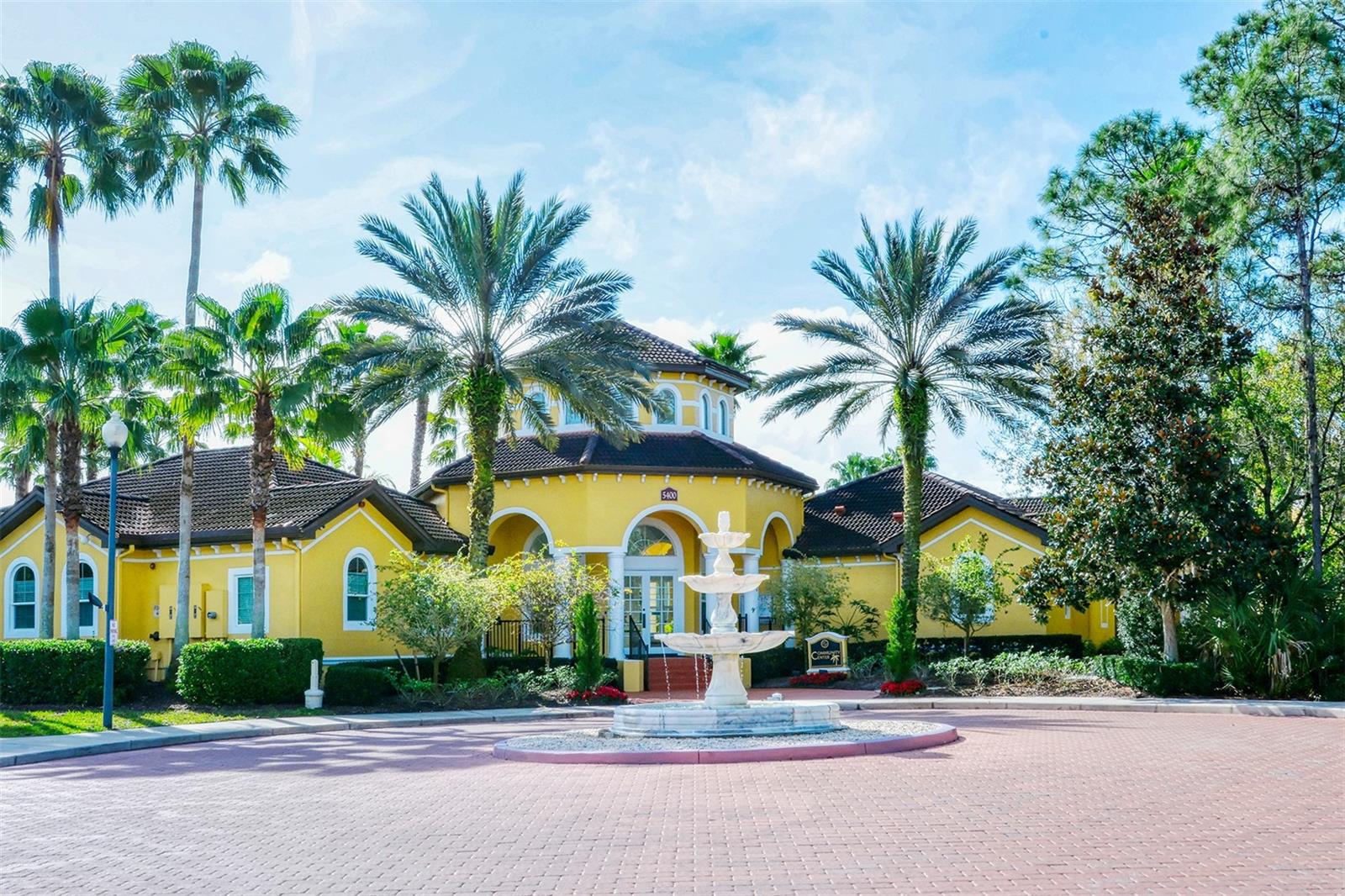 LAS PALMAS OF SARASOTA - Residential
