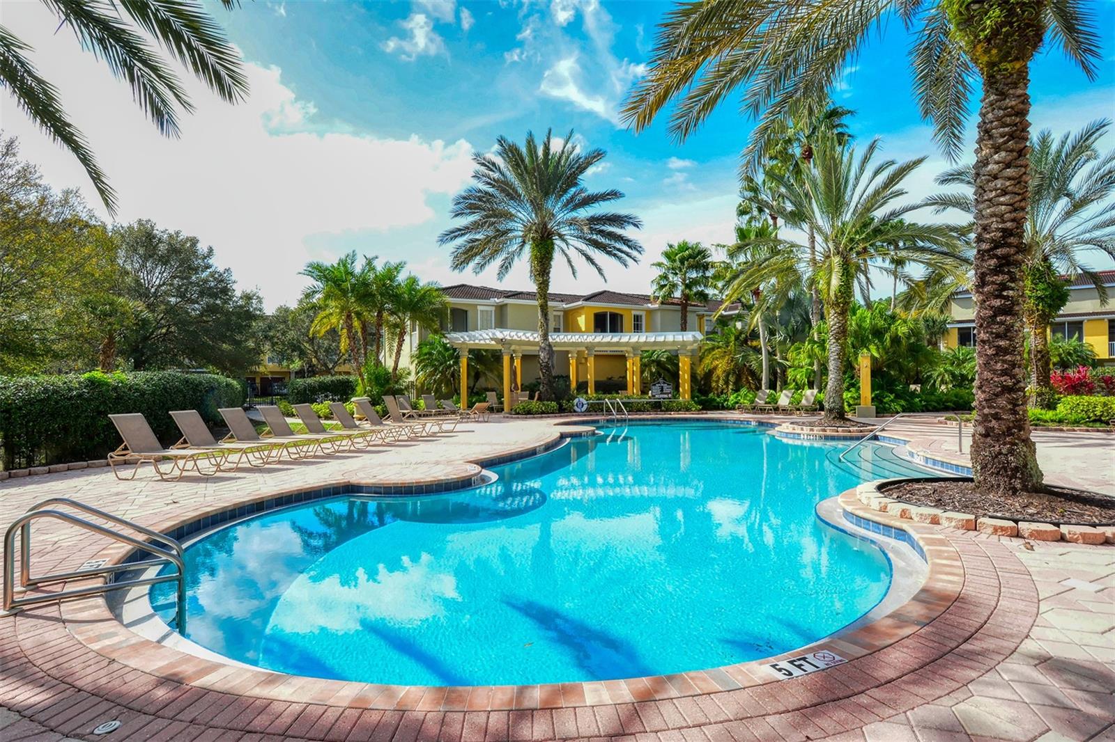 LAS PALMAS OF SARASOTA - Residential