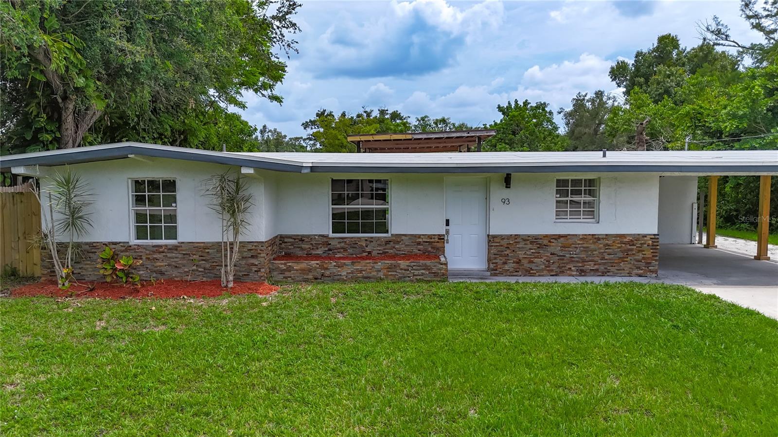 93 E MARIANA AVENUE