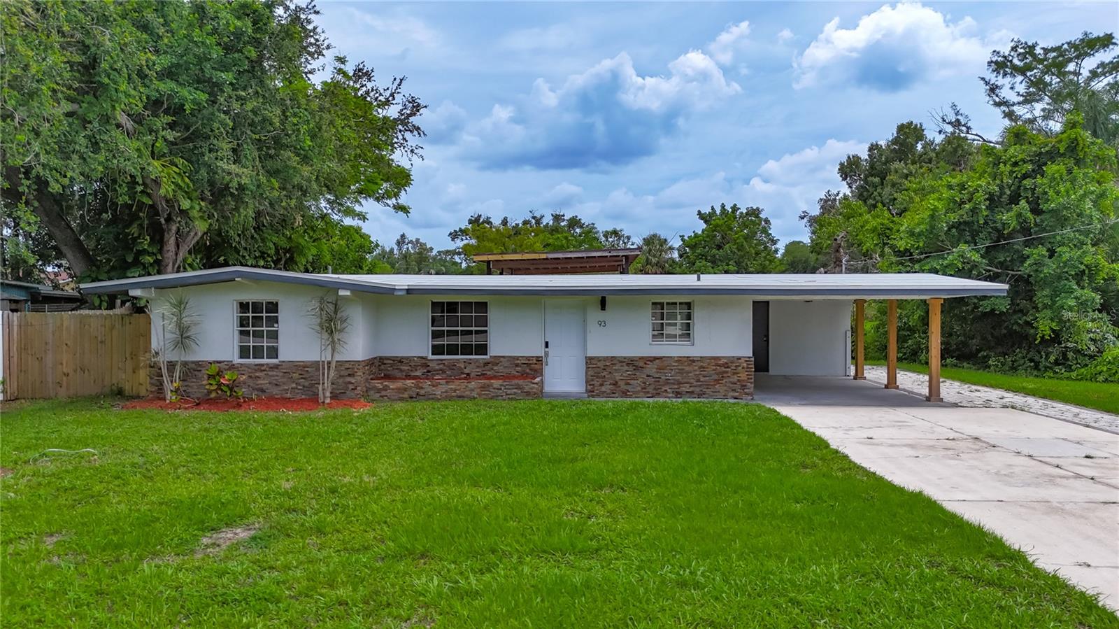 93 E MARIANA AVENUE