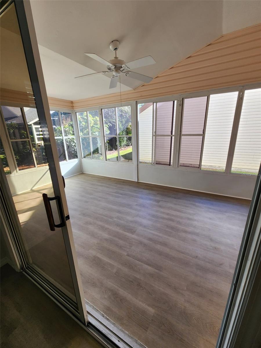 LADY LAKE ORANGE BLOSSOM GARDENS UNIT 19 - Residential