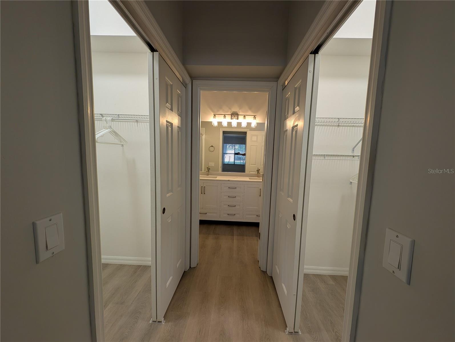 LADY LAKE ORANGE BLOSSOM GARDENS UNIT 19 - Residential