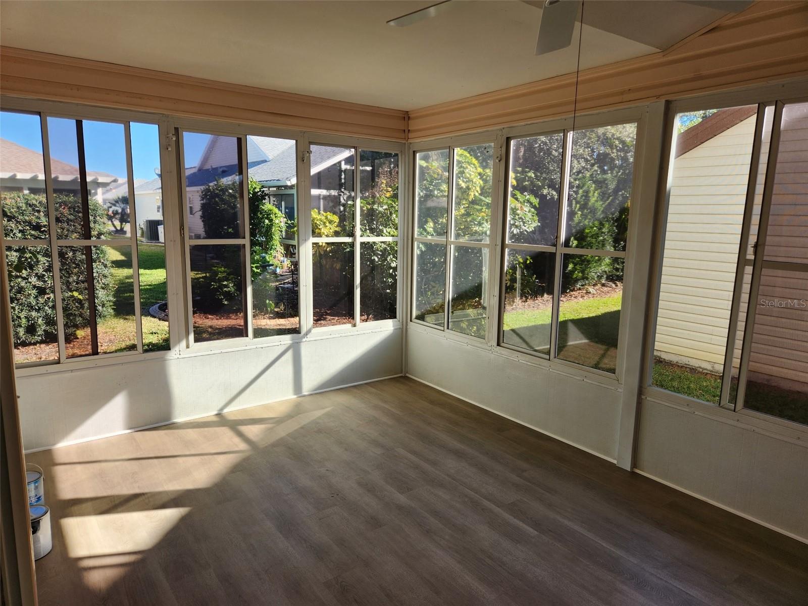 LADY LAKE ORANGE BLOSSOM GARDENS UNIT 19 - Residential