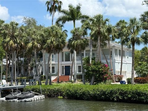 814 S BAYSIDE DRIVE TAMPA FL 33609