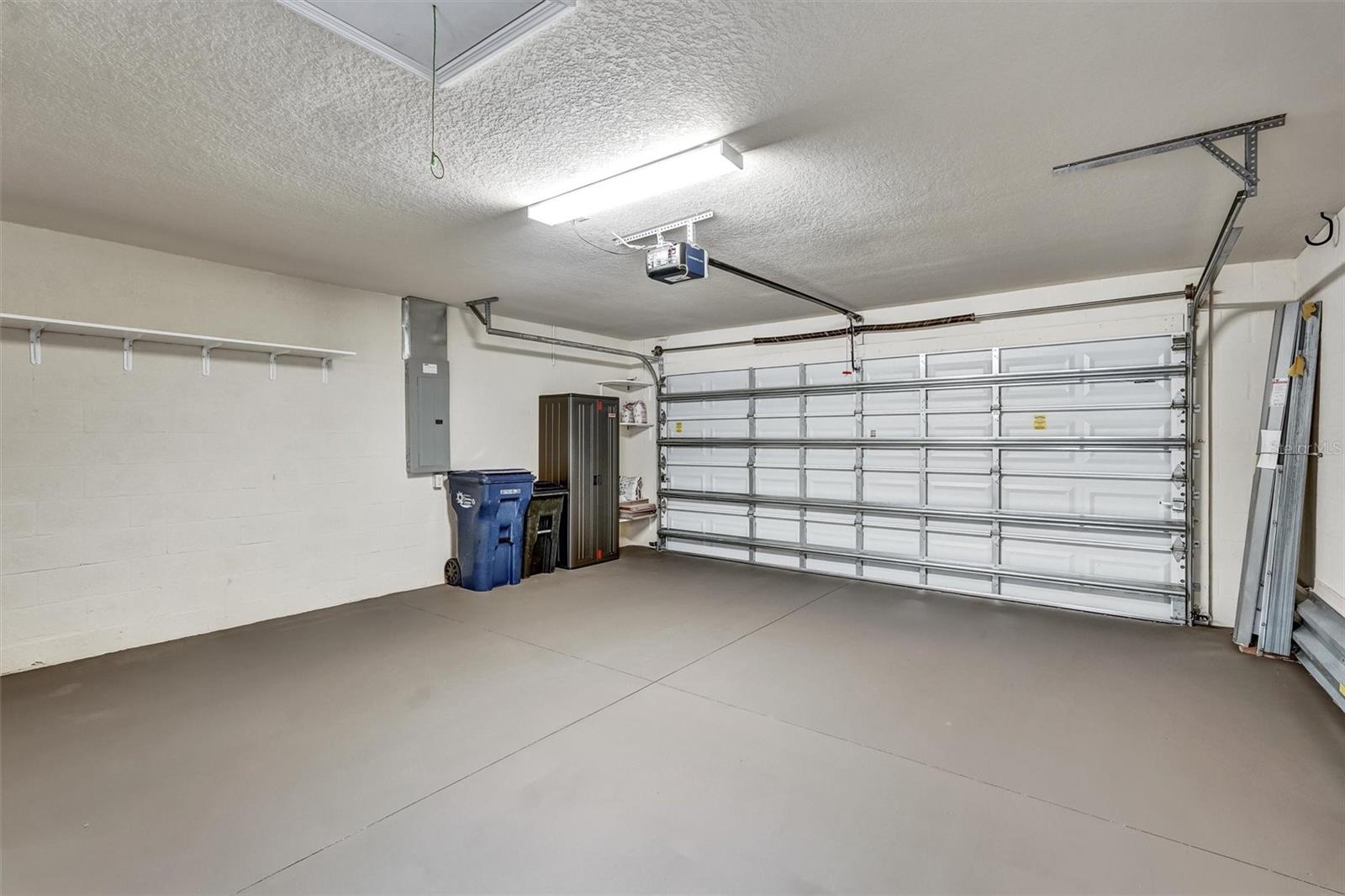 RIVER STRAND - Residential