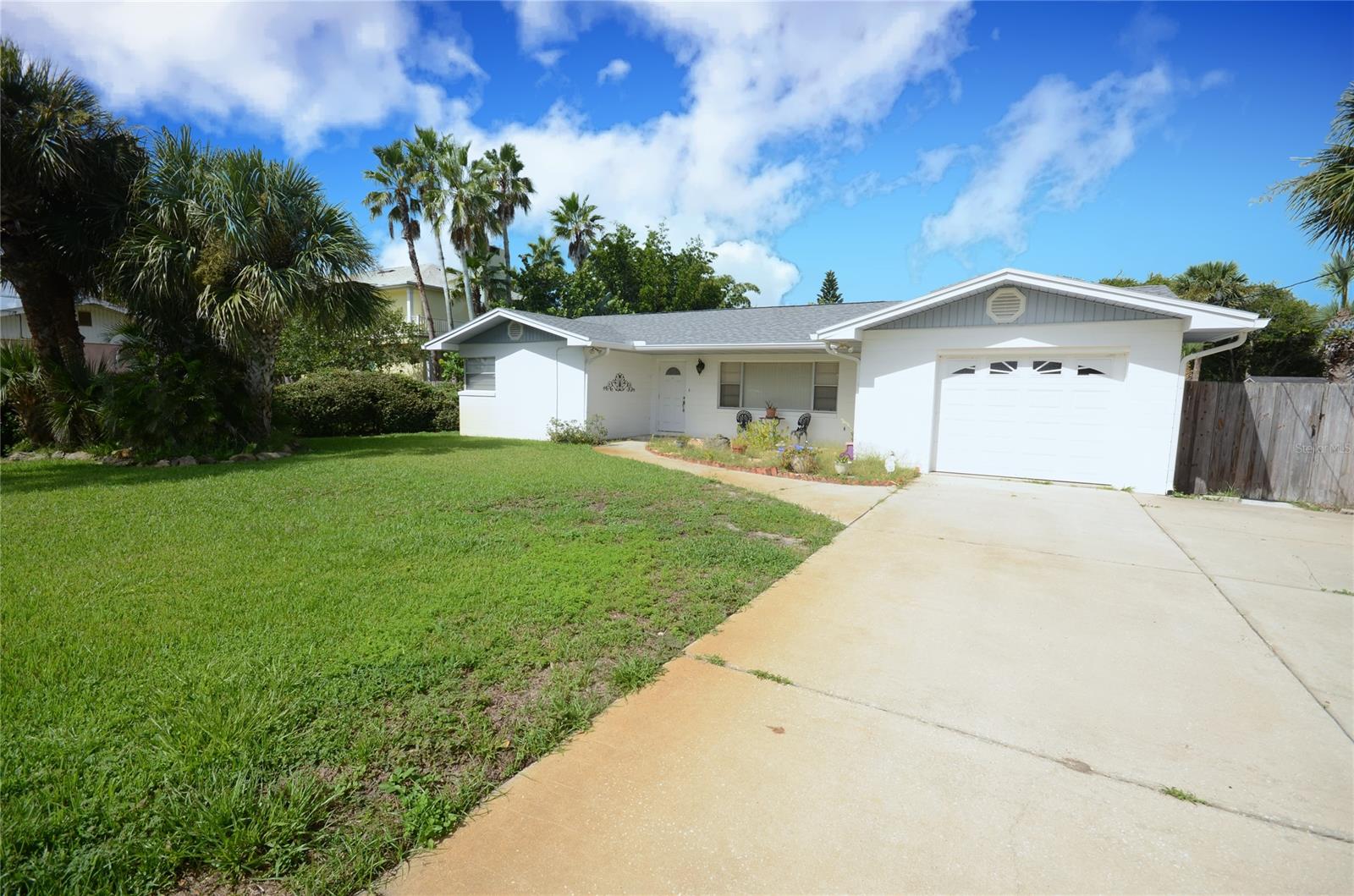 Detwilers N 650 Ft Lt 02 16 17 34 New Smyrna Beach - Residential