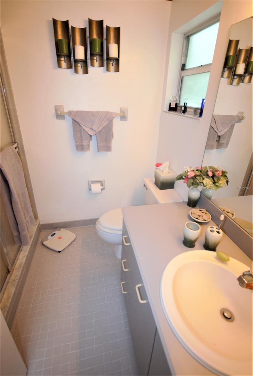 Detwilers N 650 Ft Lt 02 16 17 34 New Smyrna Beach - Residential