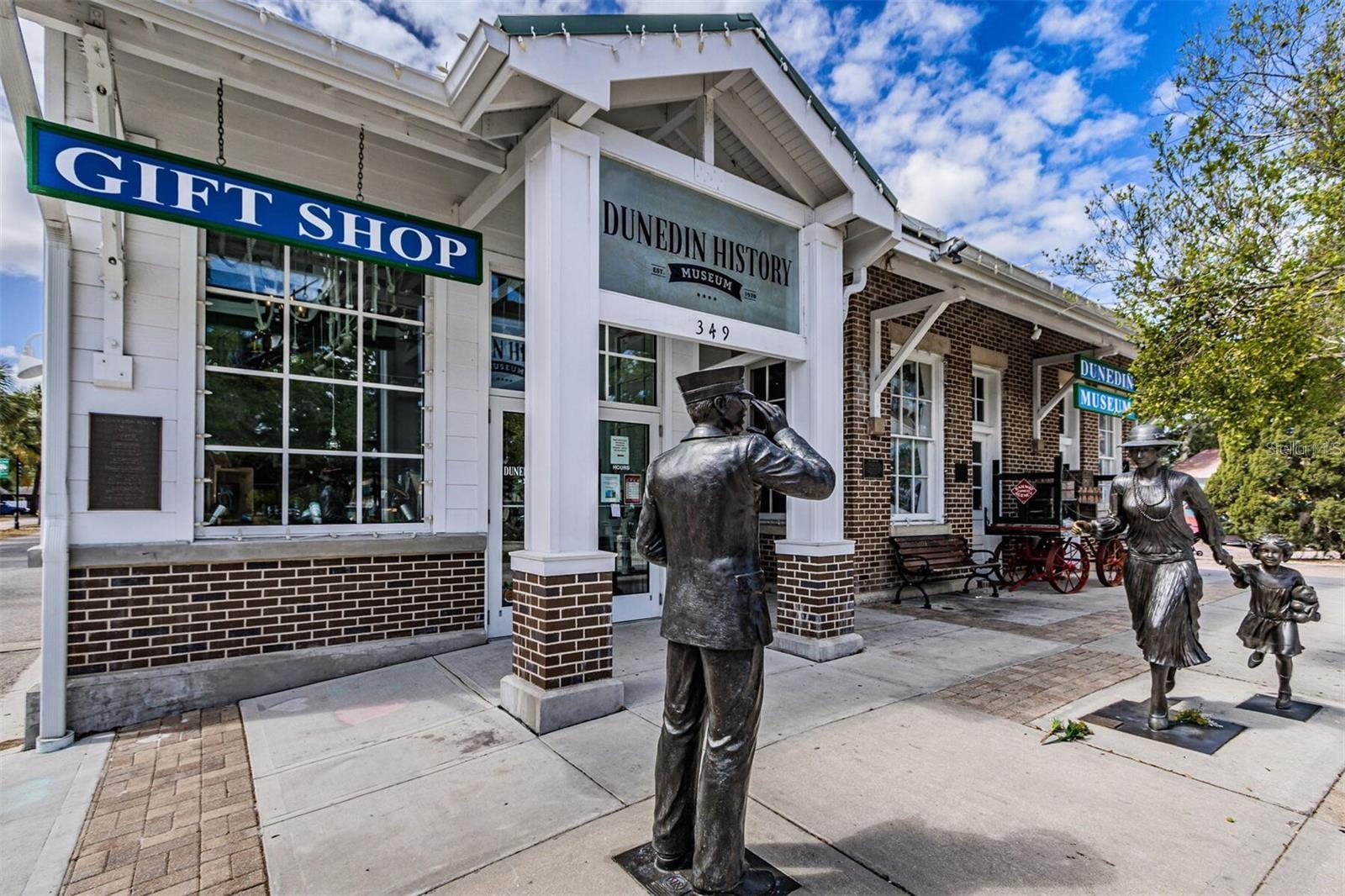 KING ARTHURS COURT CONDO - Residential