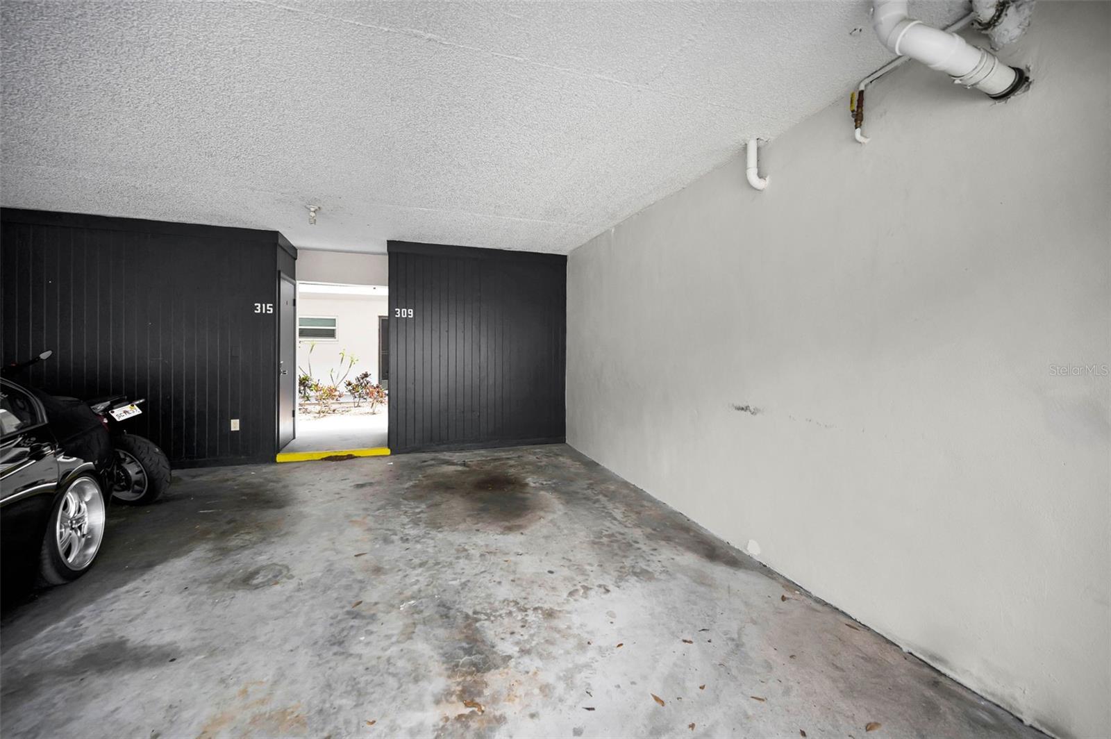 KING ARTHURS COURT CONDO - Residential