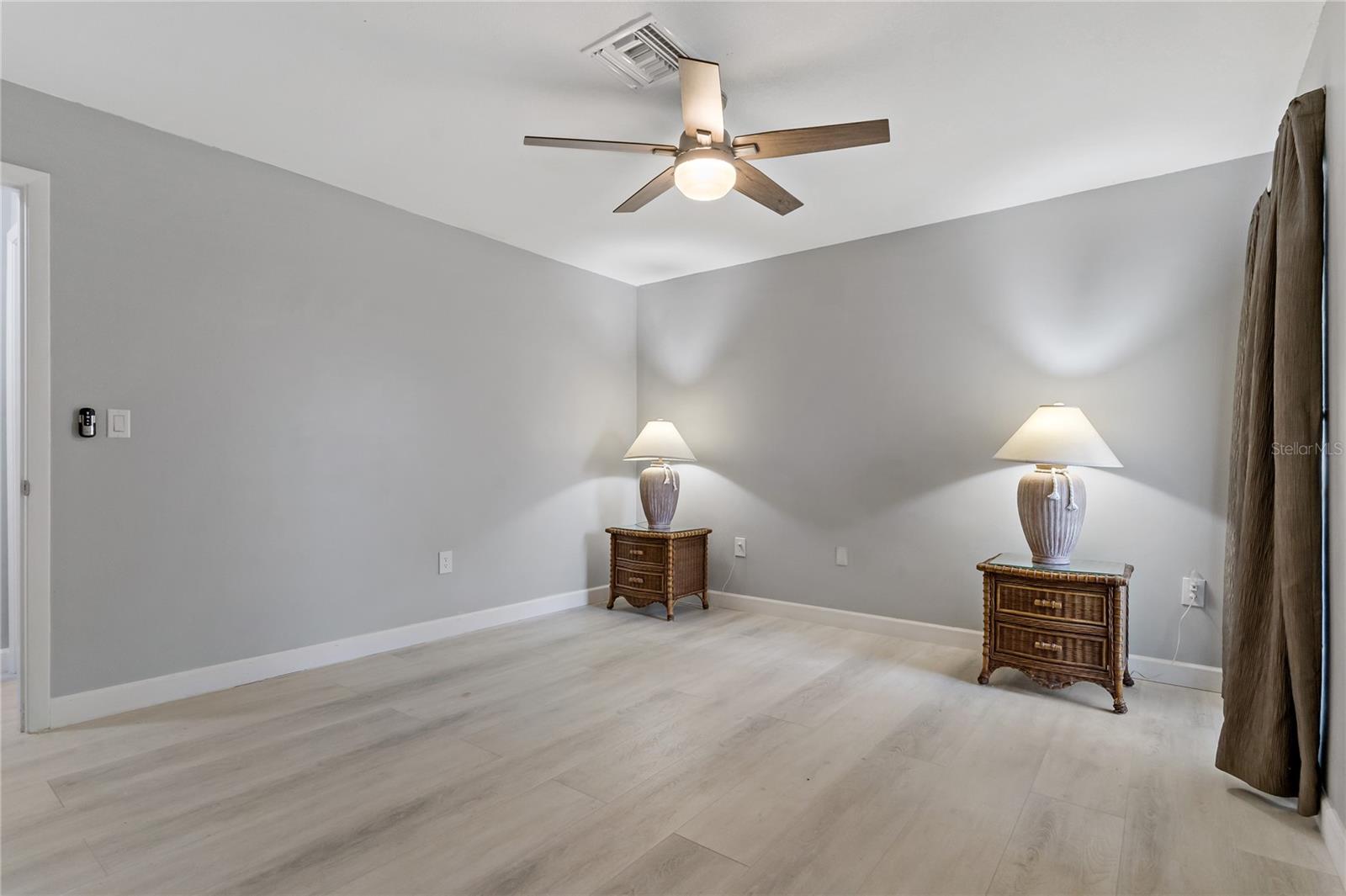 SIESTA BEACH - Residential