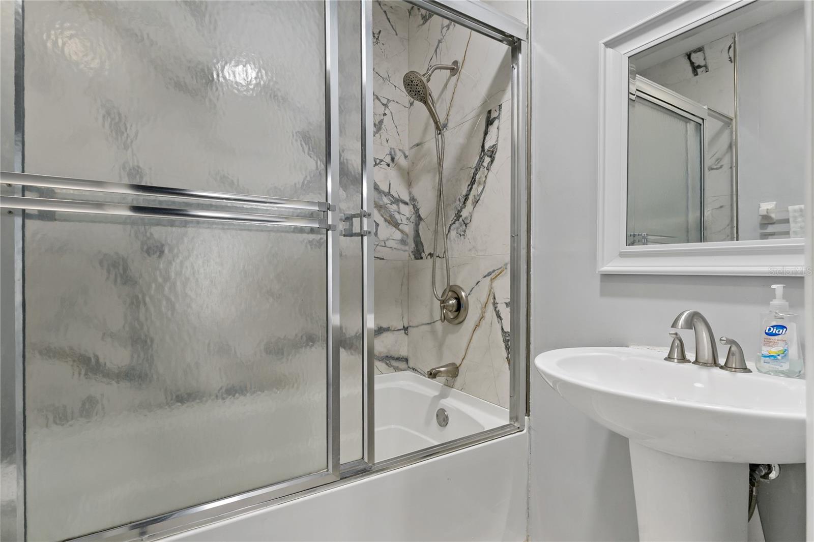 SIESTA BEACH - Residential