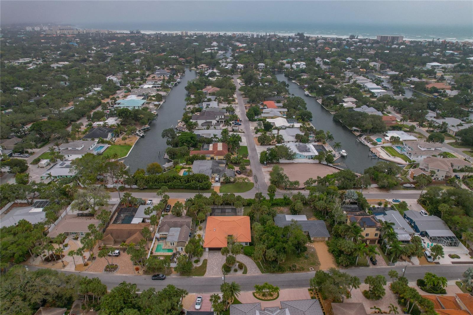 SIESTA BEACH - Residential