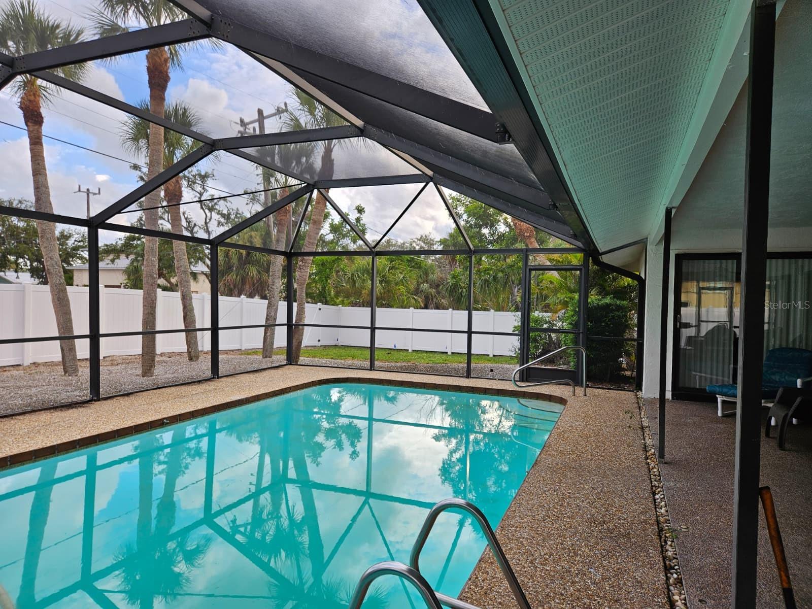 SIESTA BEACH - Residential