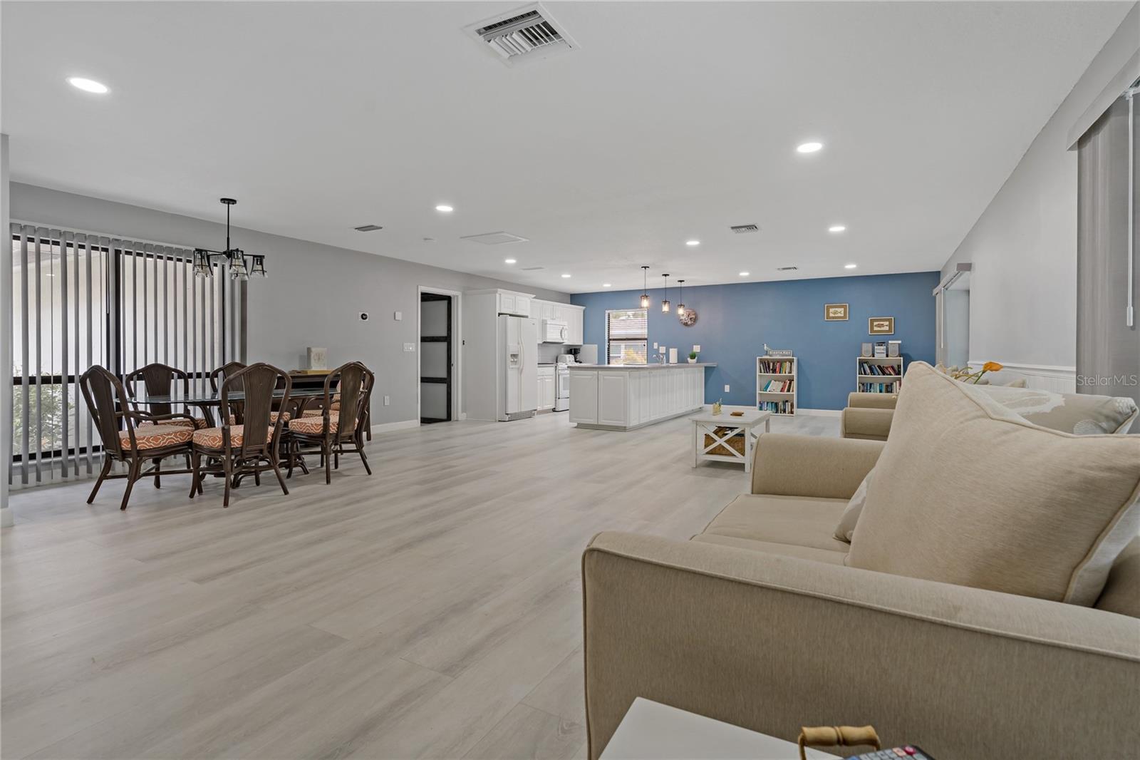 710 TREASURE BOAT WAY