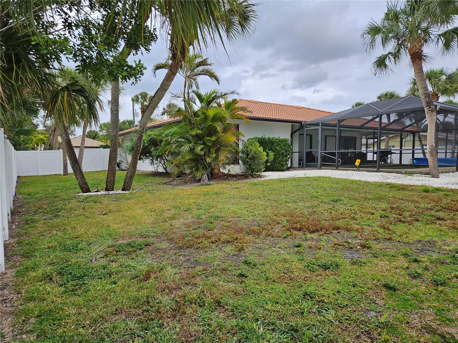 SIESTA BEACH - Residential