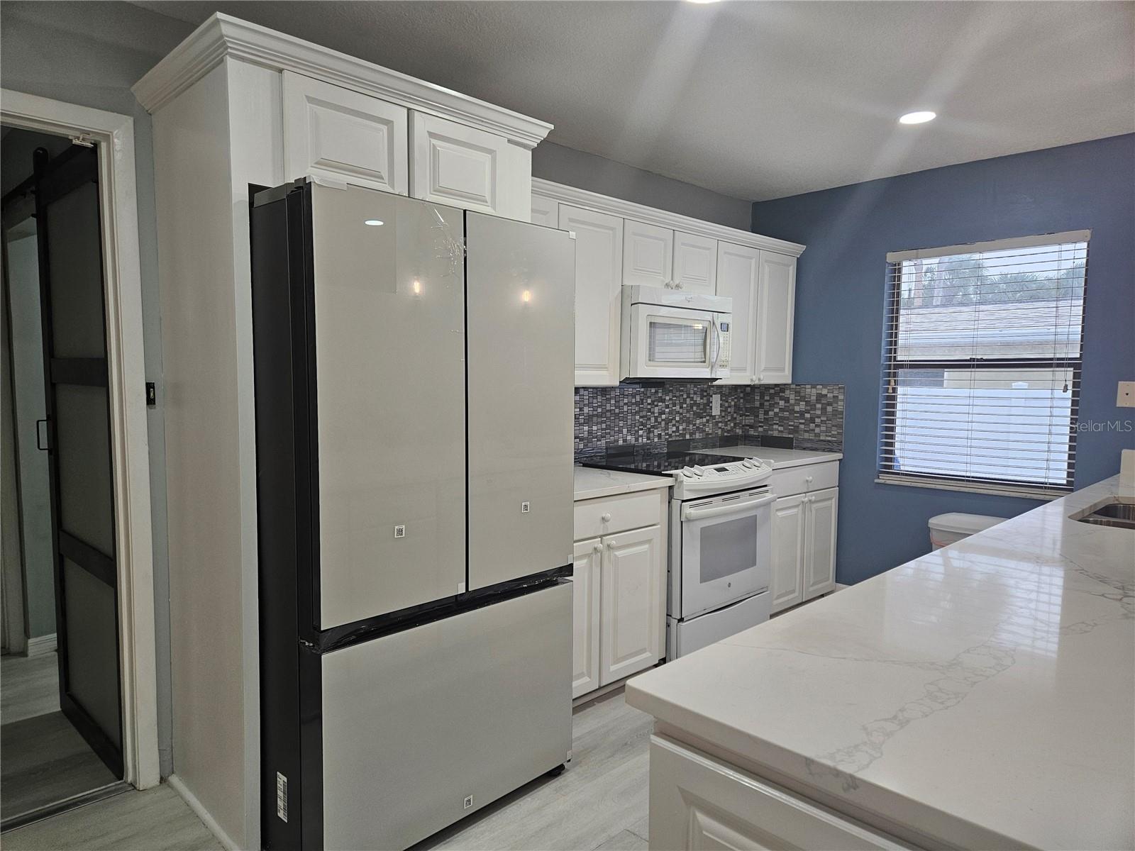 SIESTA BEACH - Residential