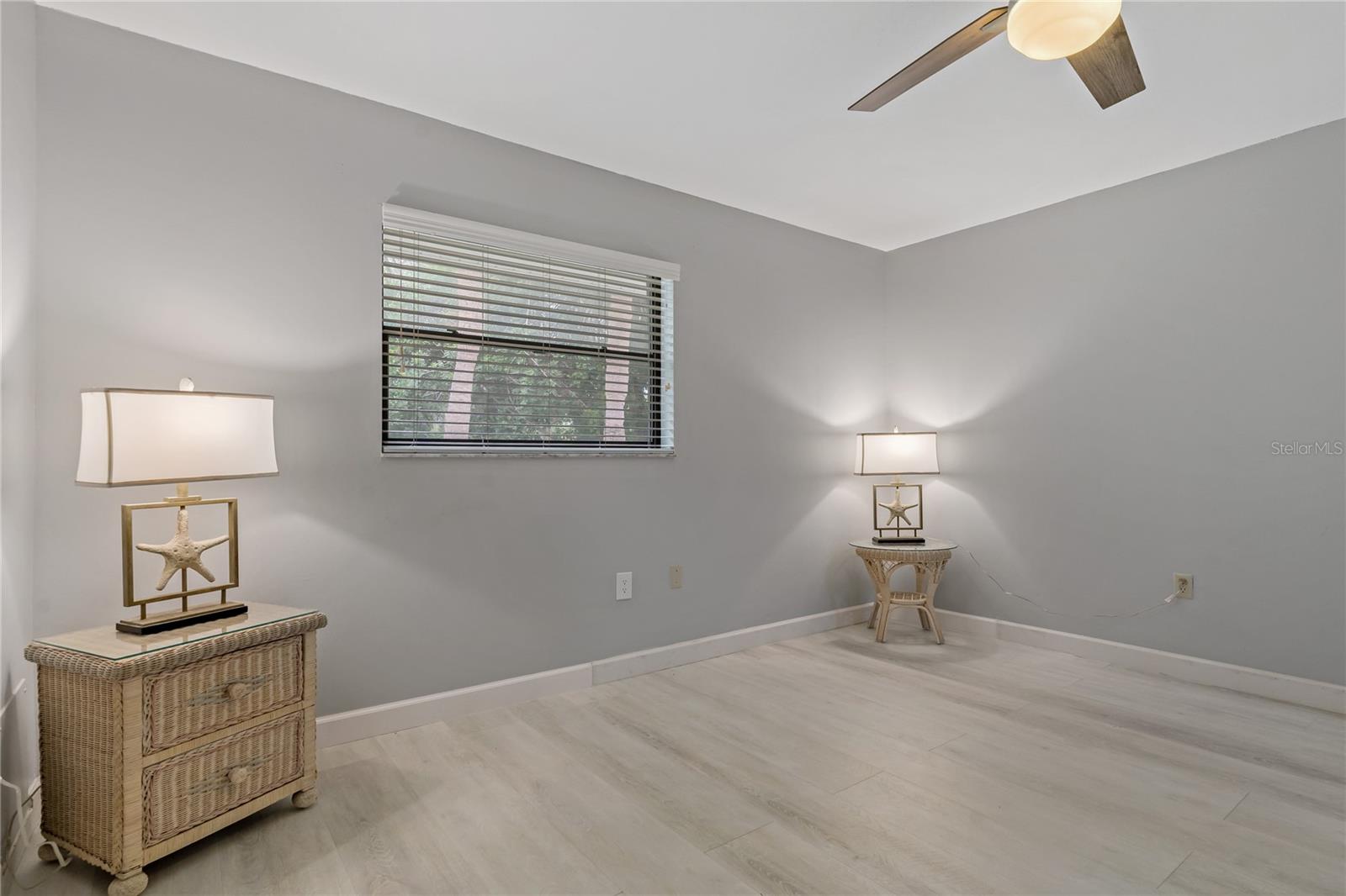 SIESTA BEACH - Residential