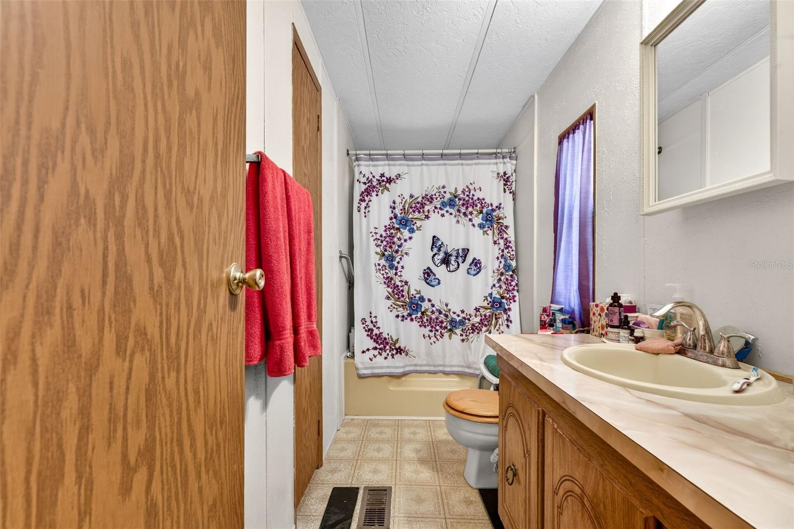 BAY HILLS VILLAGE A CONDOMINIU - Residential