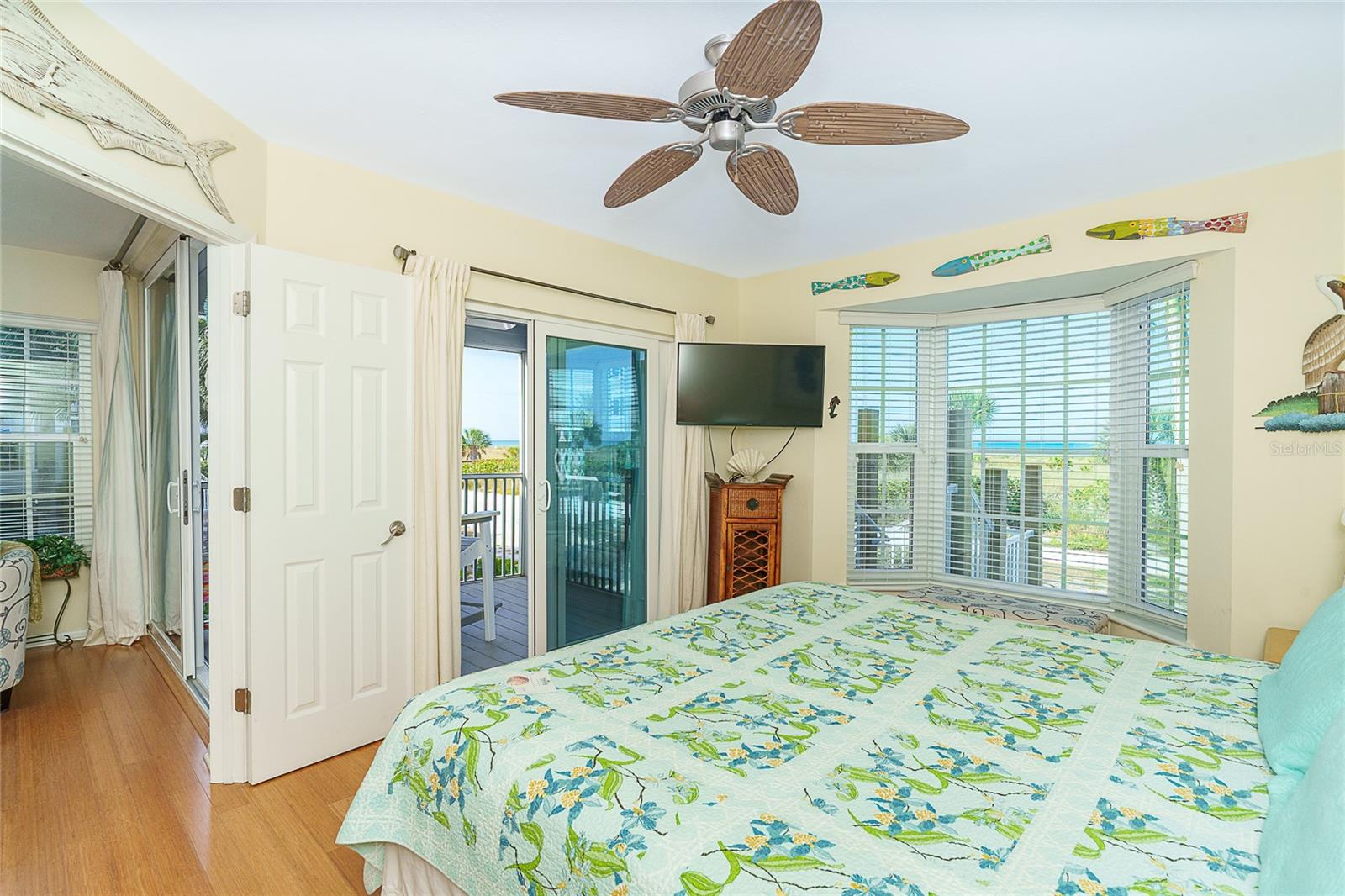 BEACH VILLAS BLDG 37 - Residential