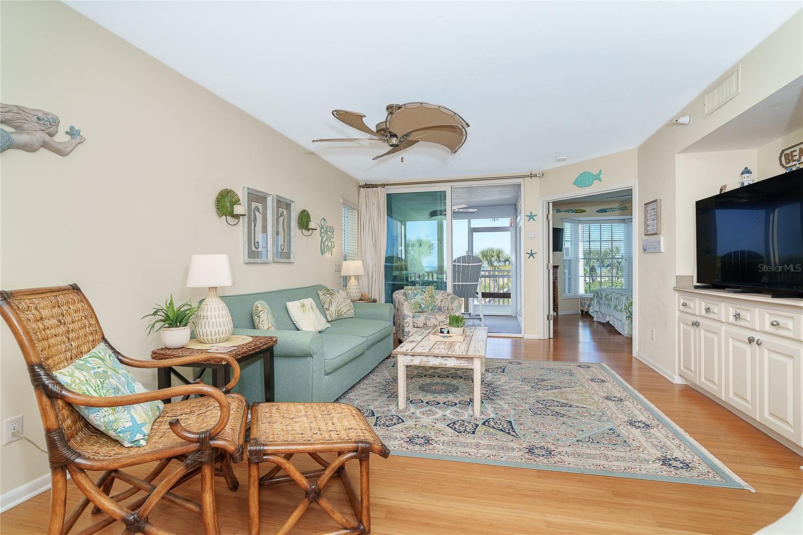 BEACH VILLAS BLDG 37 - Residential