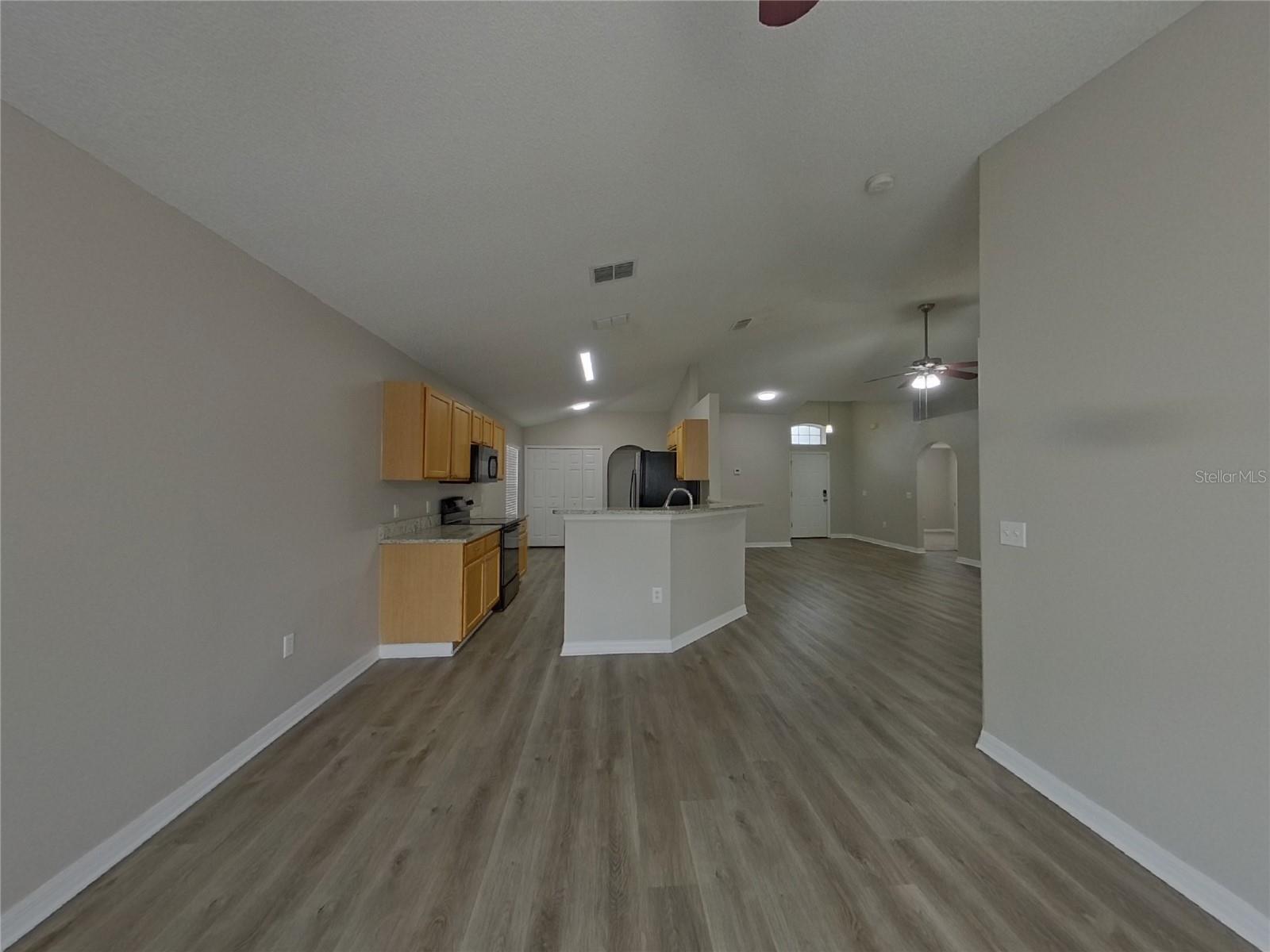 SARATOGA PARK PH 2 - Residential Lease