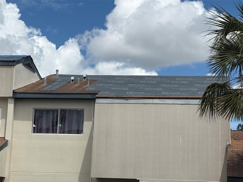 Photo of 927 Byron Lane #13-B, Sarasota, FL 34243 (MLS # A4667685)