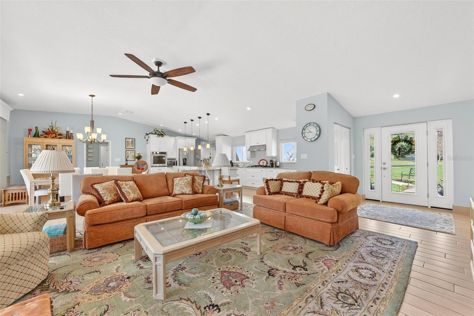 ACREAGE & UNREC - Residential