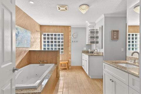 Tiny photo for 10220 Bumblebee Lane, Leesburg, FL 34788 (MLS # O6391392)