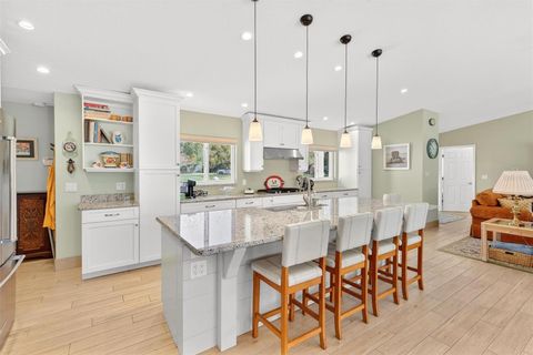 Tiny photo for 10220 Bumblebee Lane, Leesburg, FL 34788 (MLS # O6391392)