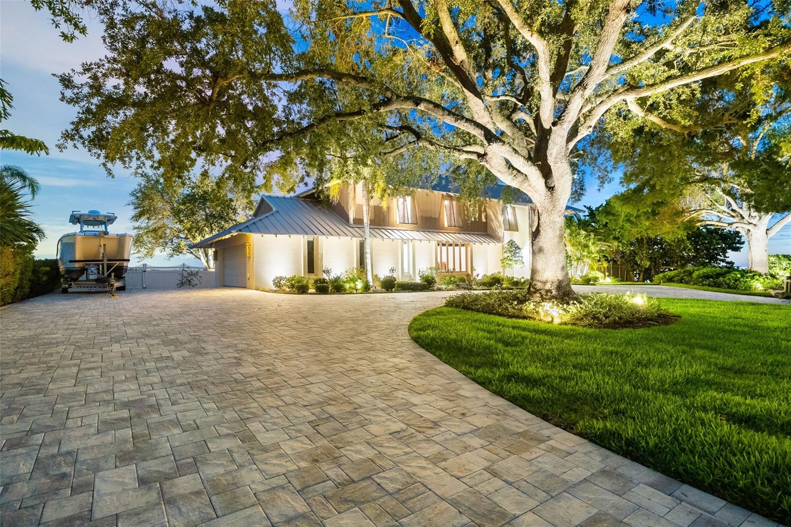 Photo 5 of 69 of 100 KLOSTERMAN ROAD W house
