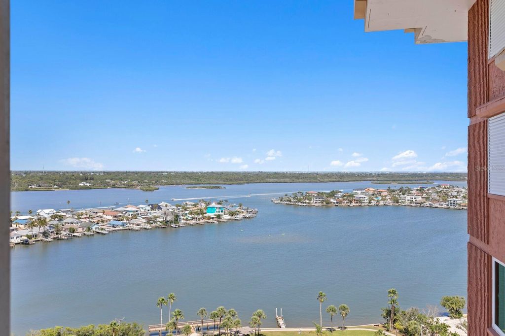 Photo of 17920 Gulf Boulevard #1806, Redington Shores, FL 33708 (MLS # TB8390348)