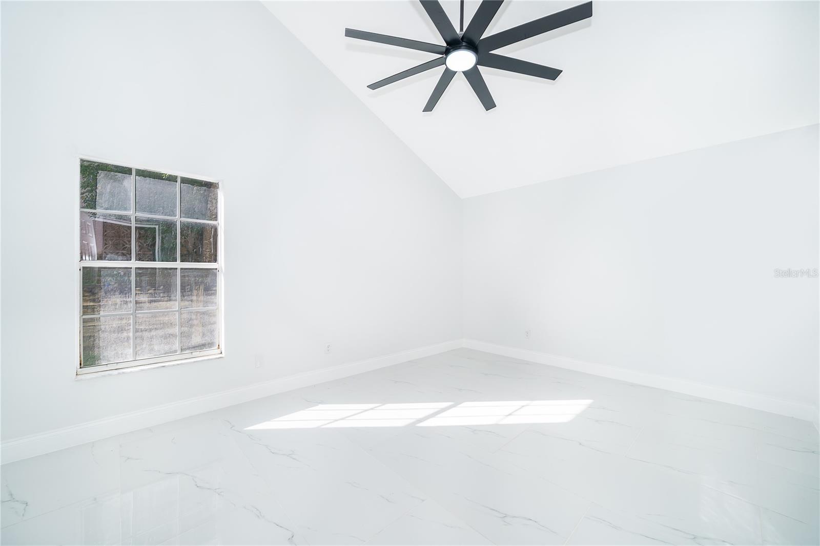 LEXINGTON CLUB - Residential