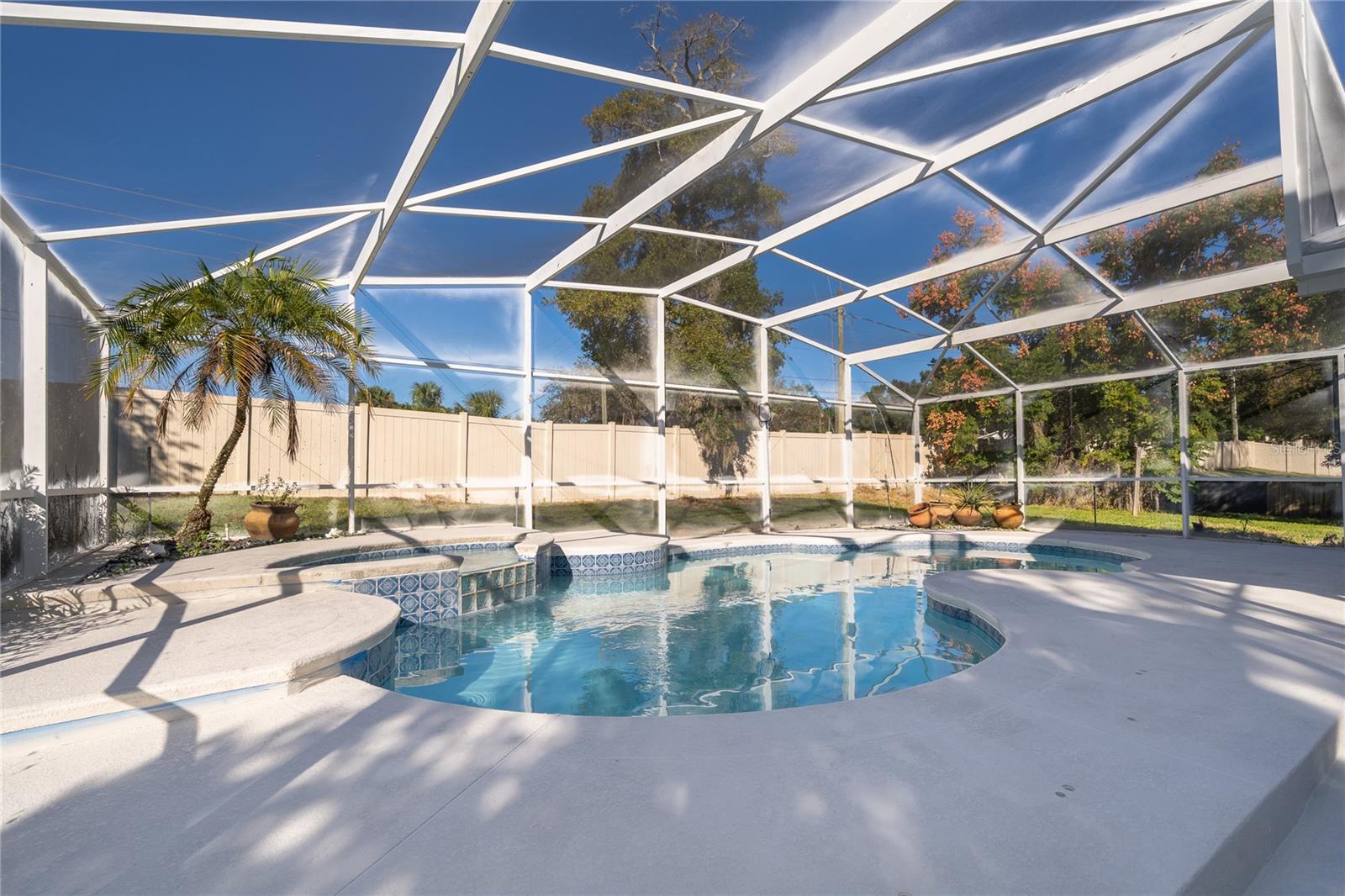 LEXINGTON CLUB - Residential