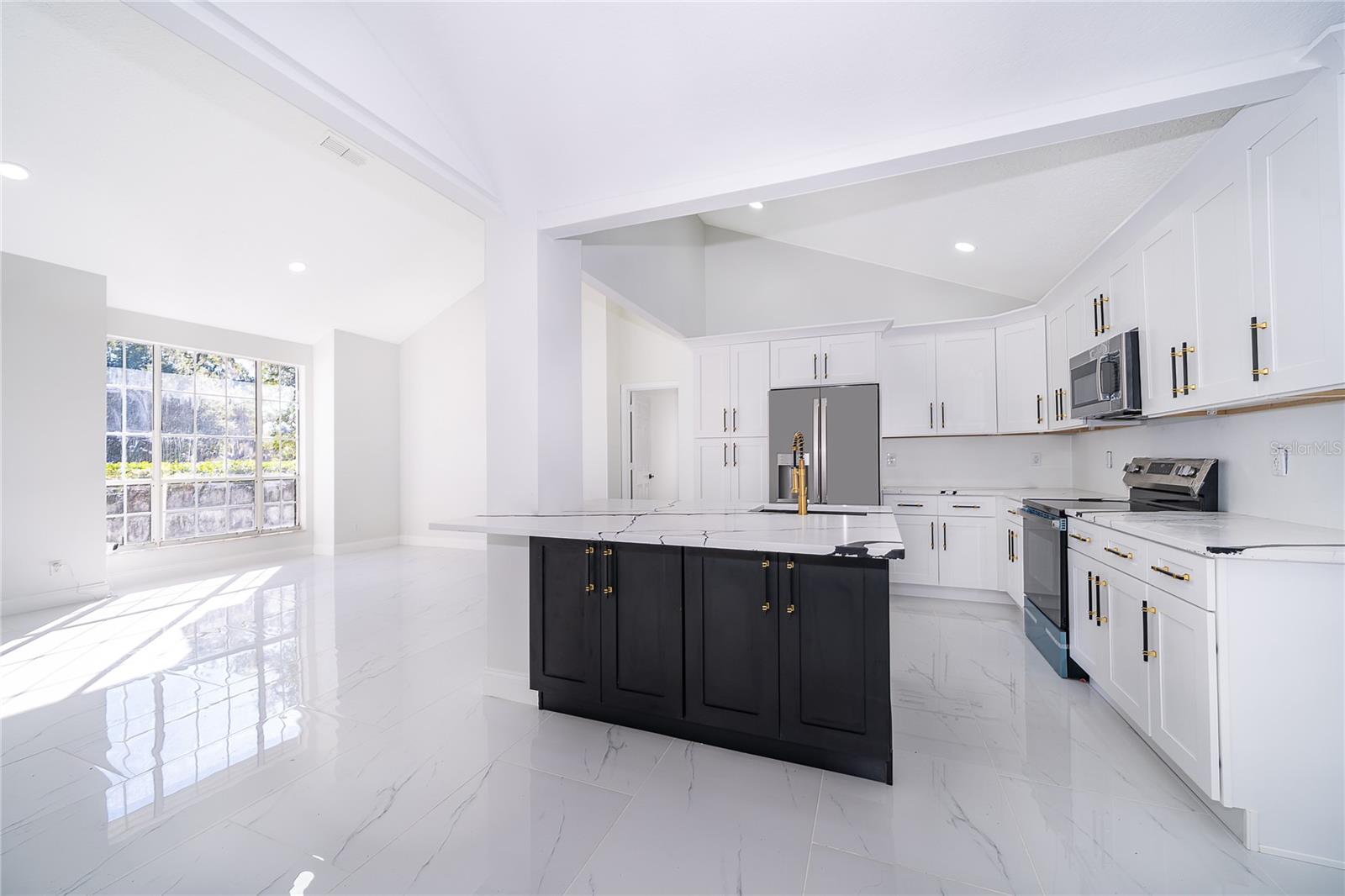 LEXINGTON CLUB - Residential