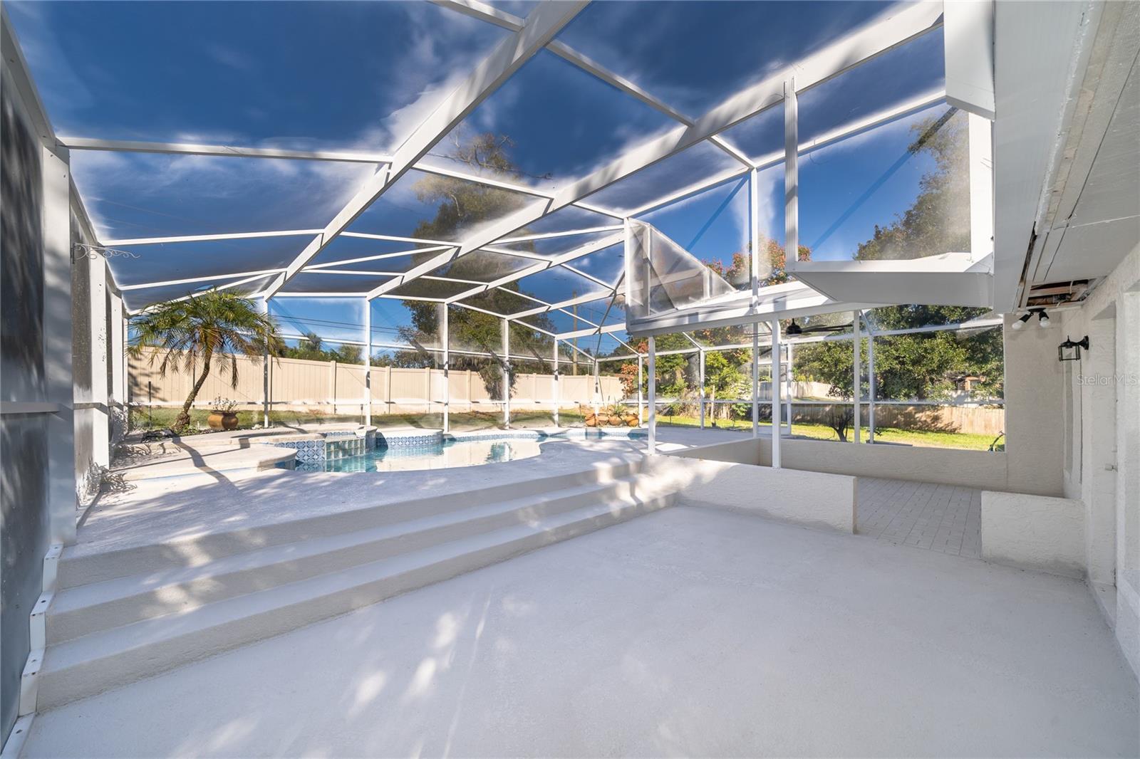 LEXINGTON CLUB - Residential