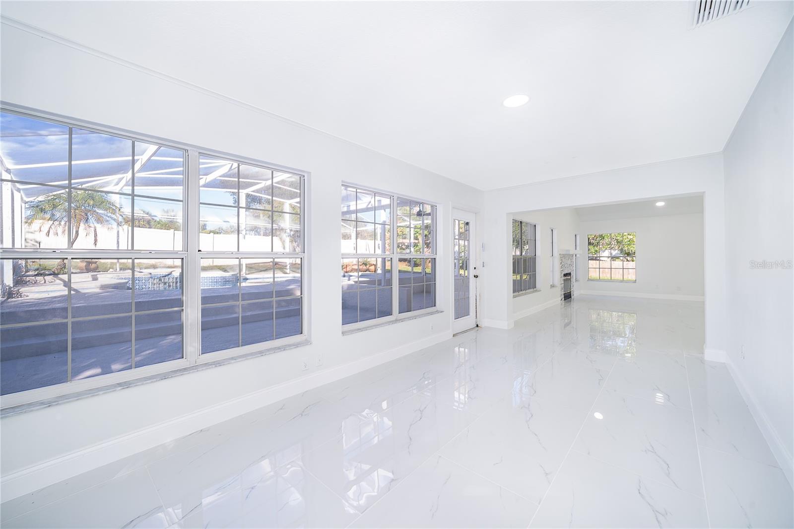 LEXINGTON CLUB - Residential