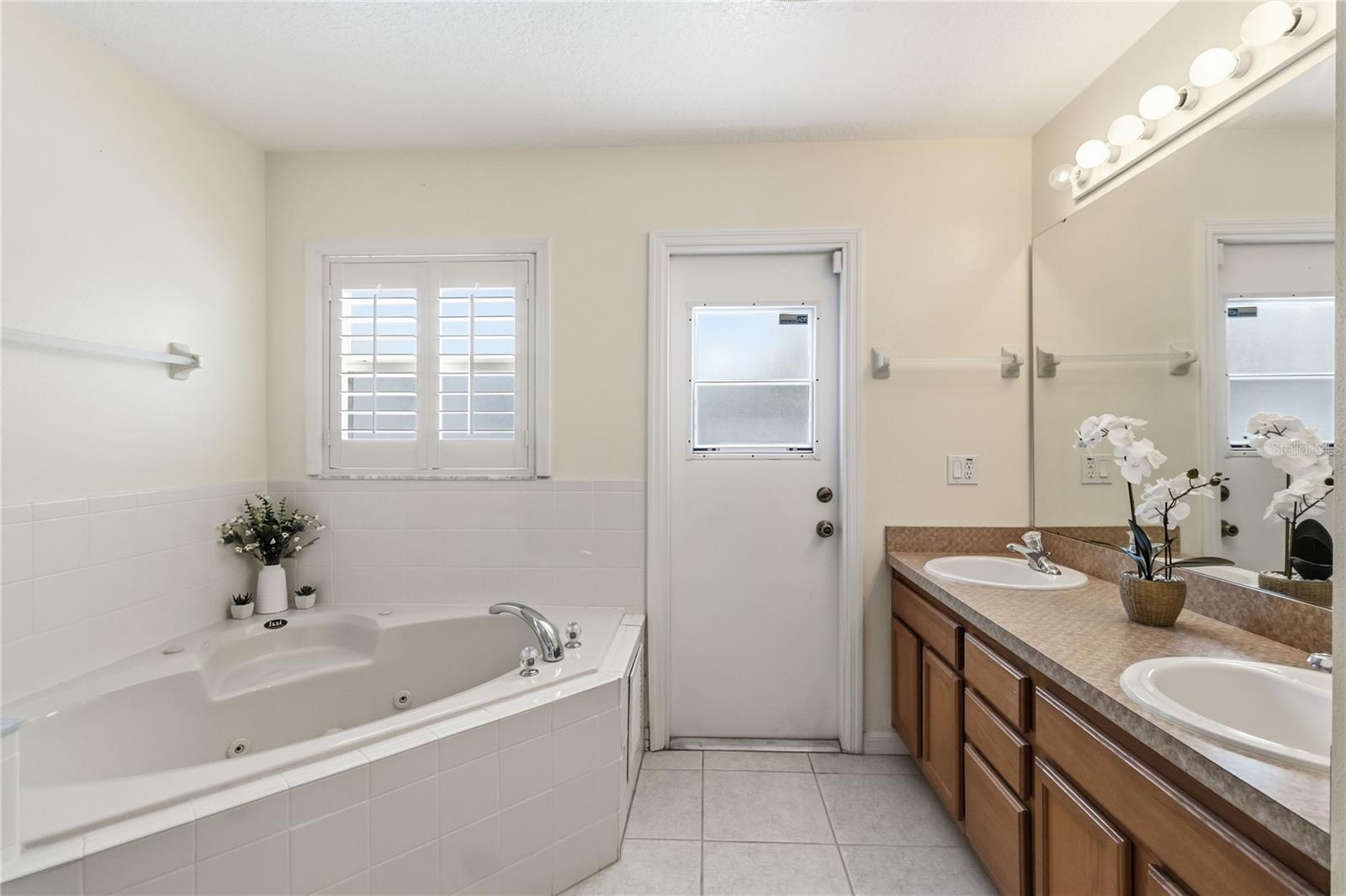 PATRICIA PARK - Residential