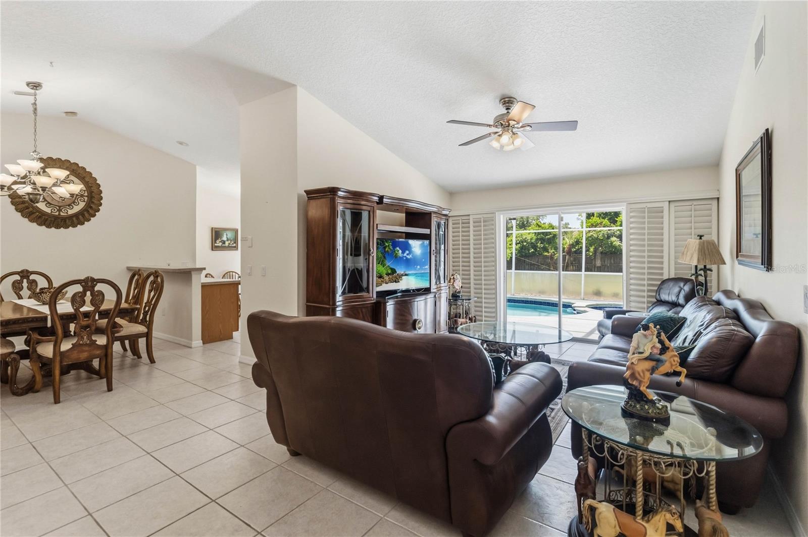 PATRICIA PARK - Residential
