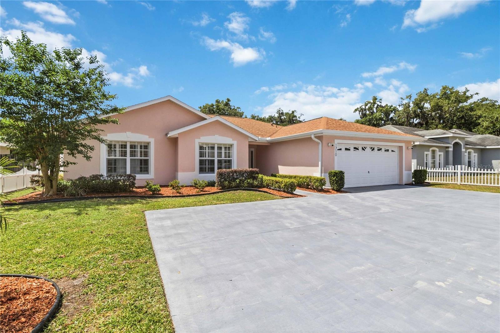 PATRICIA PARK - Residential