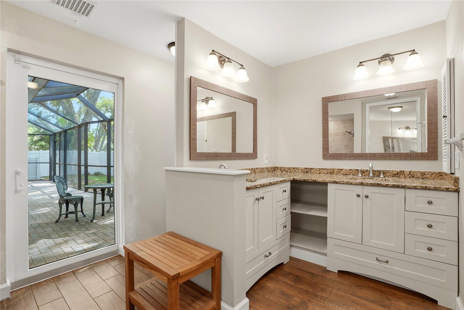 BROOKSIDE - Residential