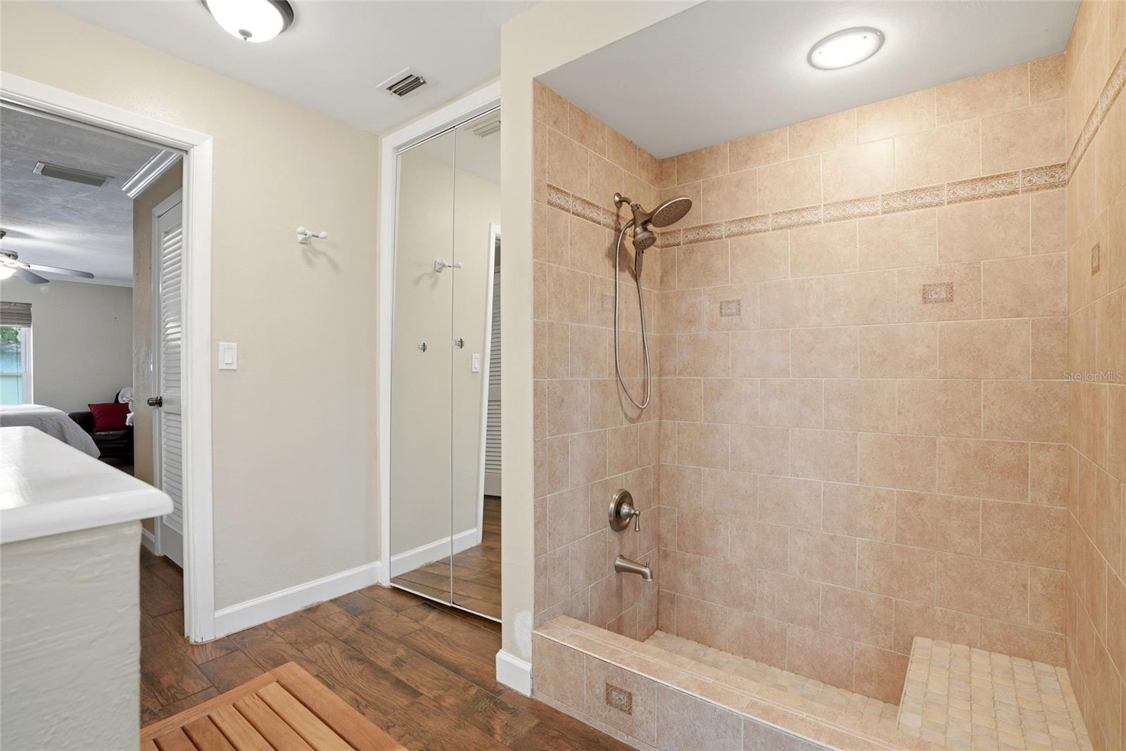 BROOKSIDE - Residential