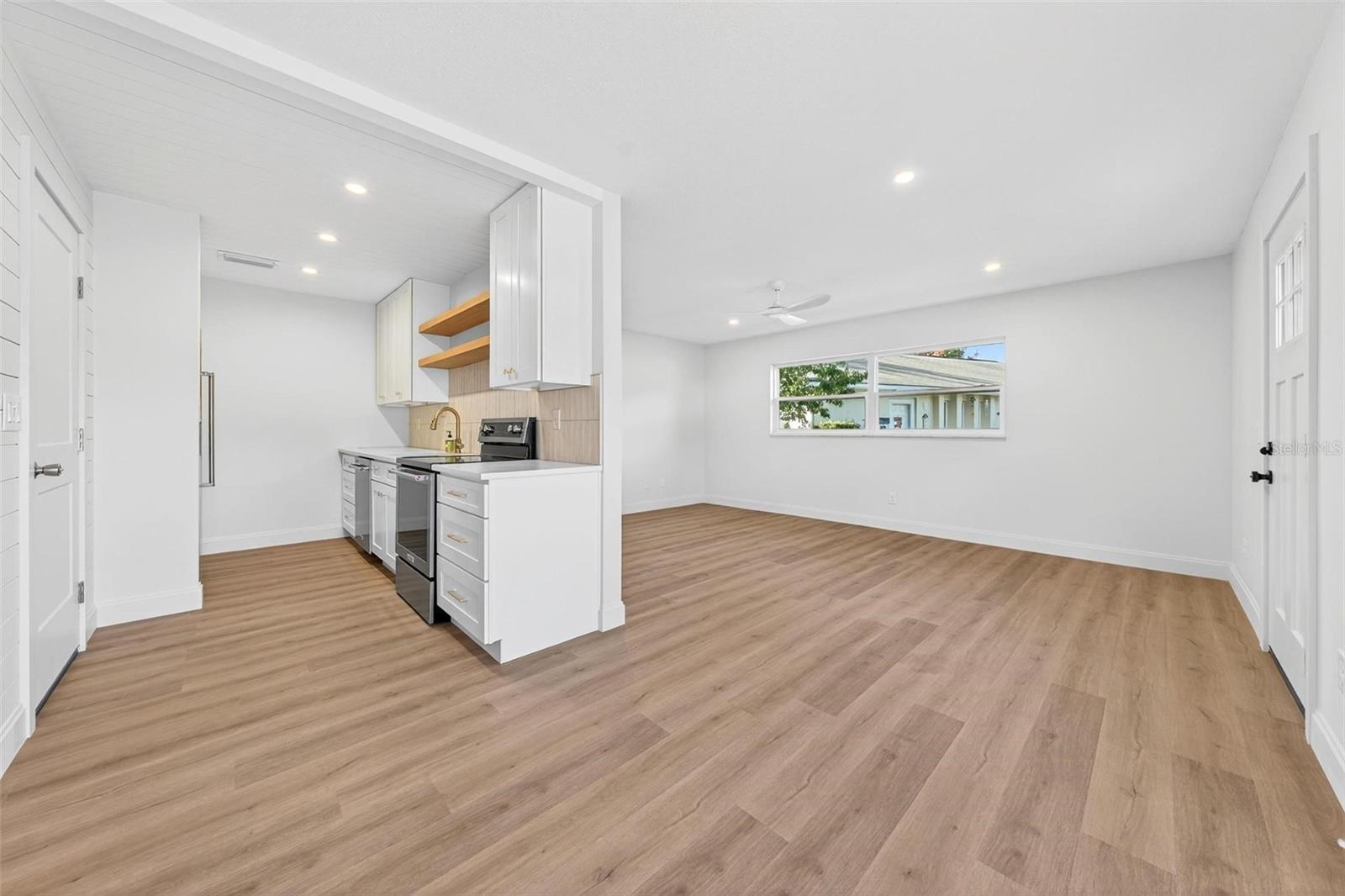 CASTLE PLACE - Residential Income