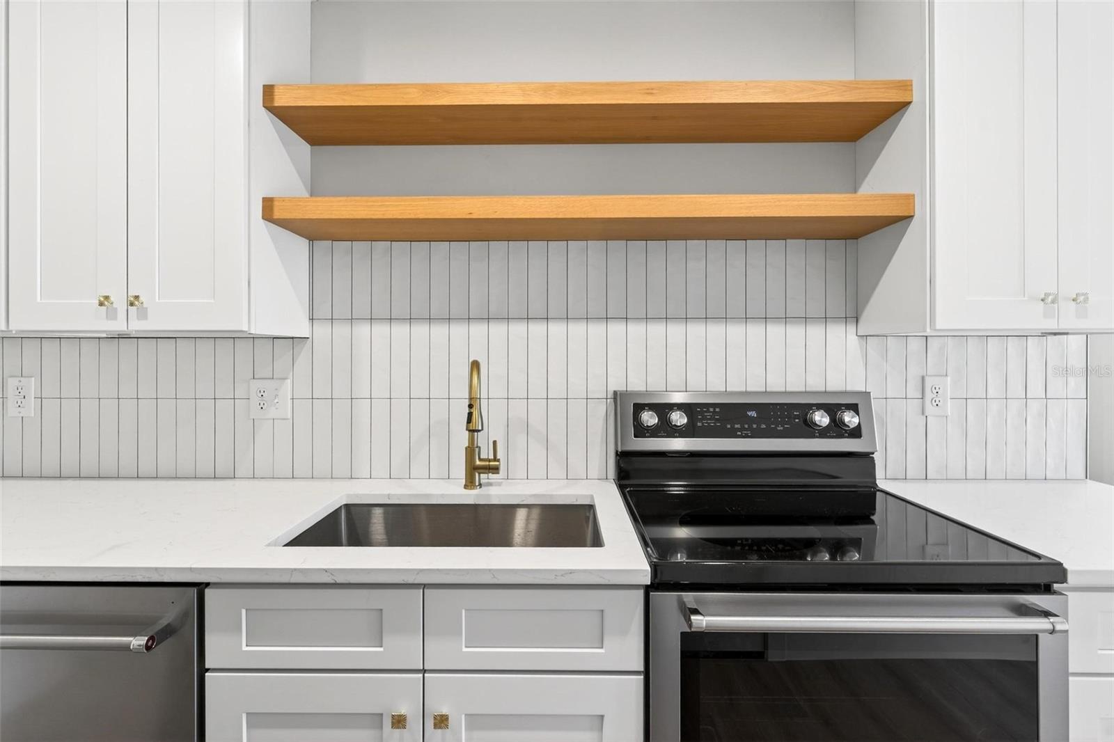 CASTLE PLACE - Residential Income