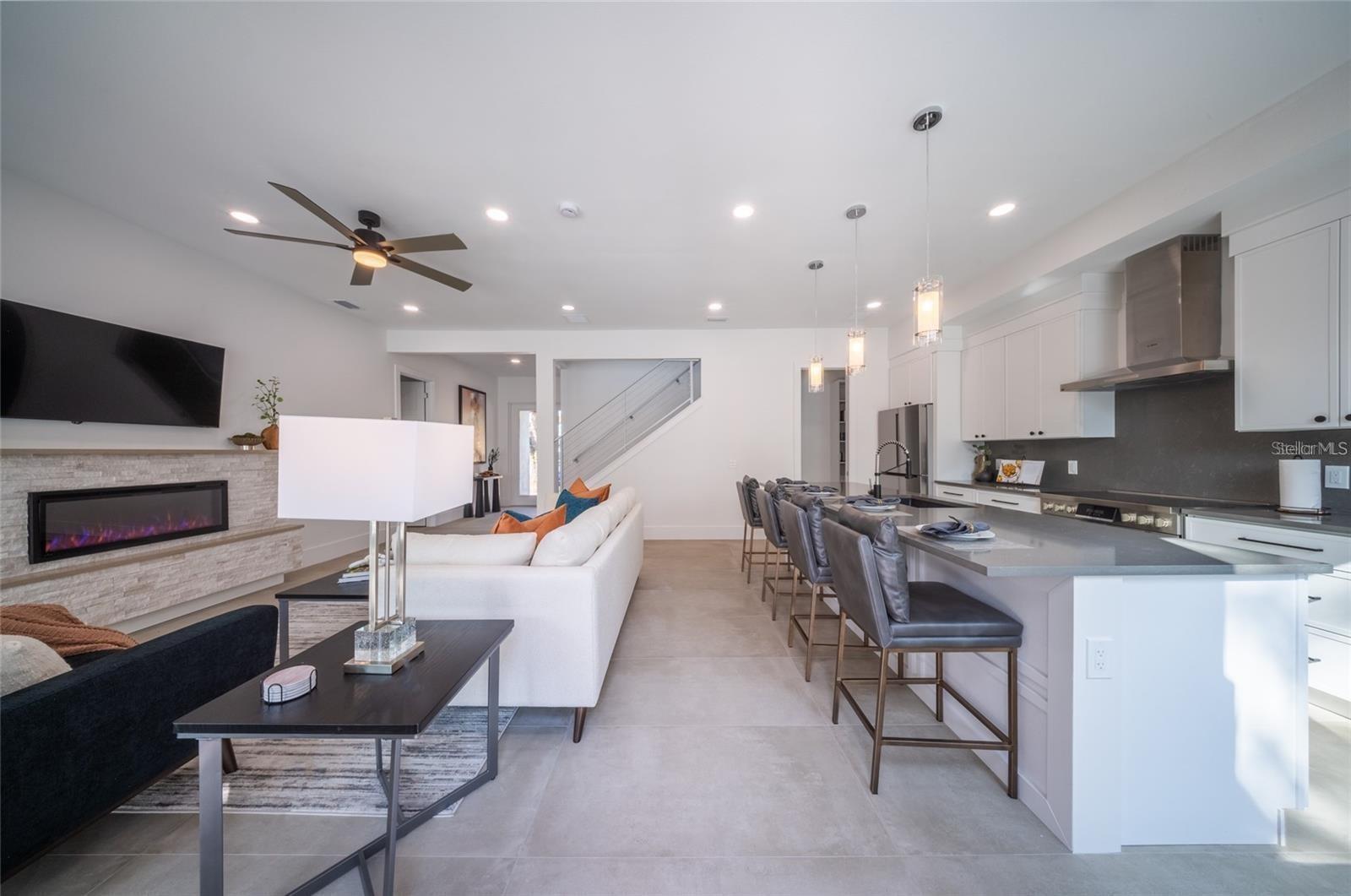 RUSTIC LODGE - Residential