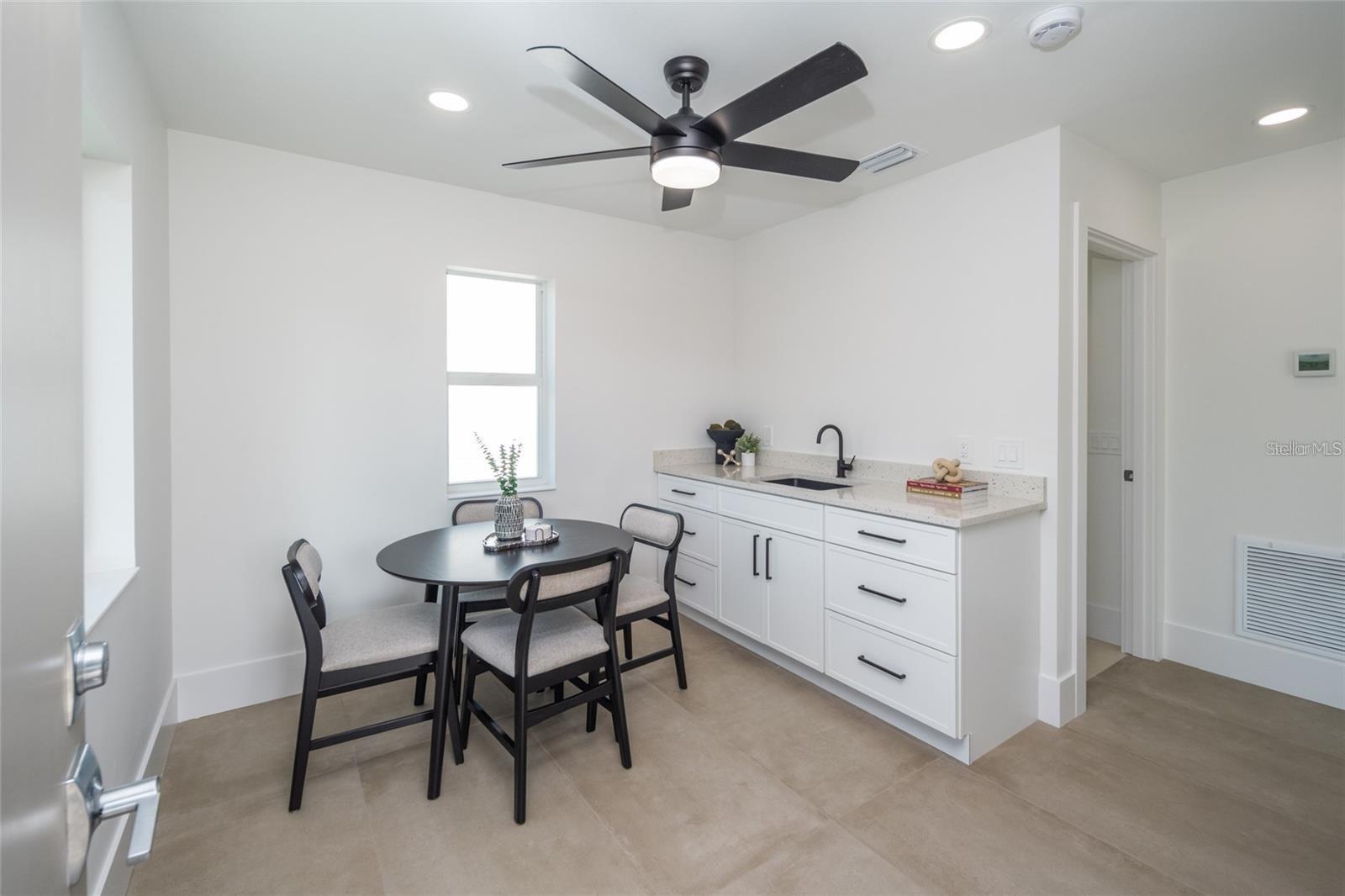 RUSTIC LODGE - Residential