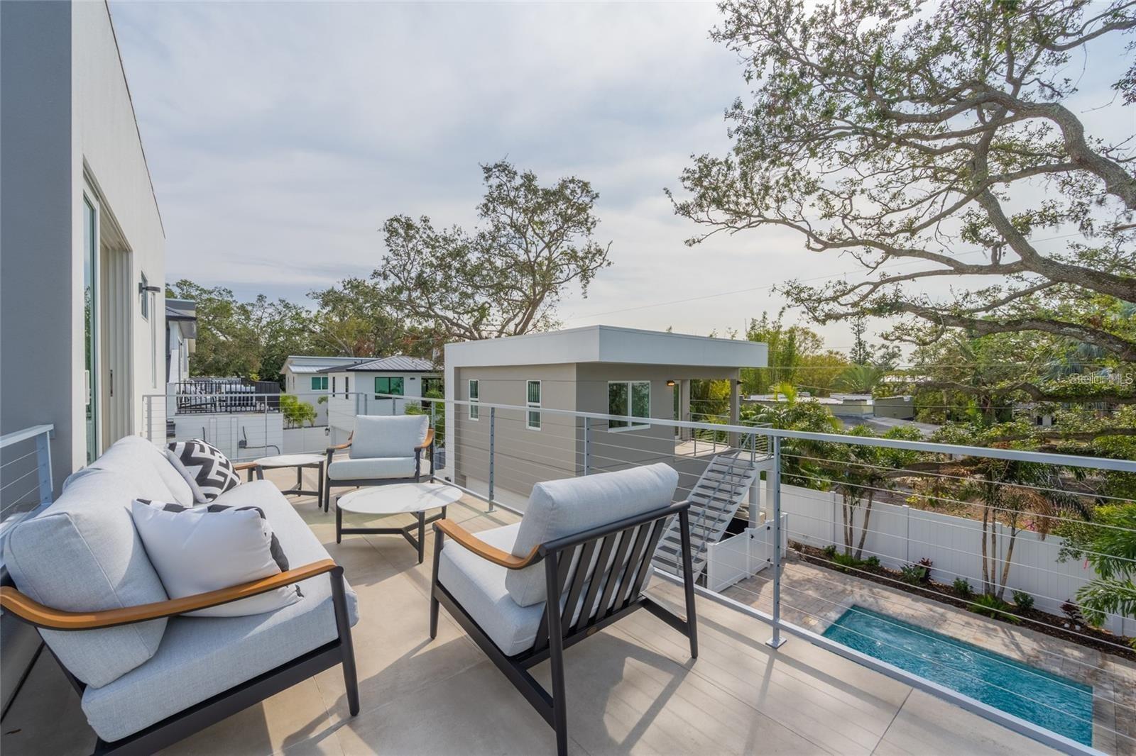 RUSTIC LODGE - Residential