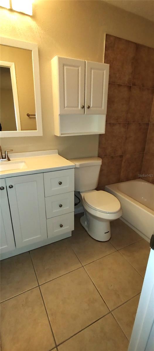 9525 LAKE PARK DRIVE 9525