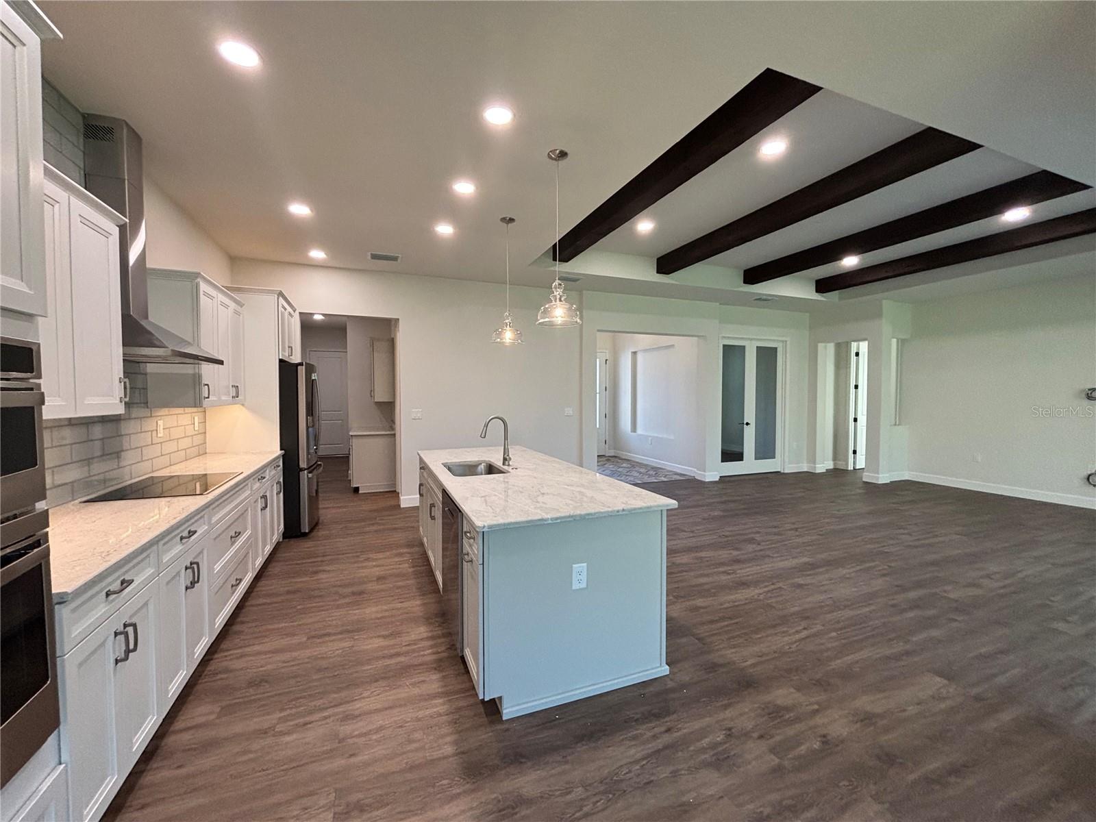 CHAMPION ESTATES - Residential